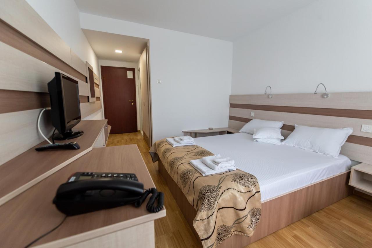 Hotel Capitol Jupiter Extérieur photo