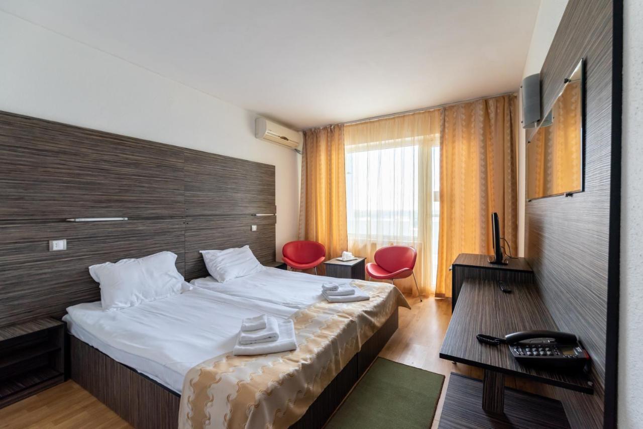 Hotel Capitol Jupiter Extérieur photo