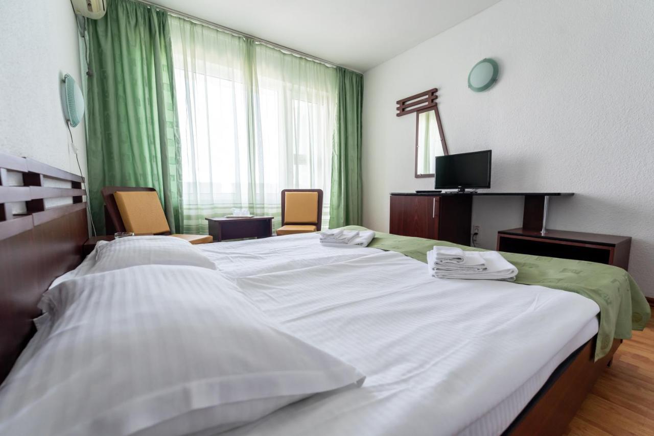 Hotel Capitol Jupiter Extérieur photo